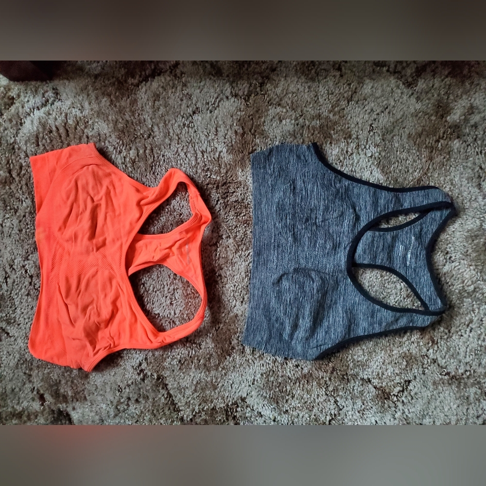 Amazon Essentials sports bra